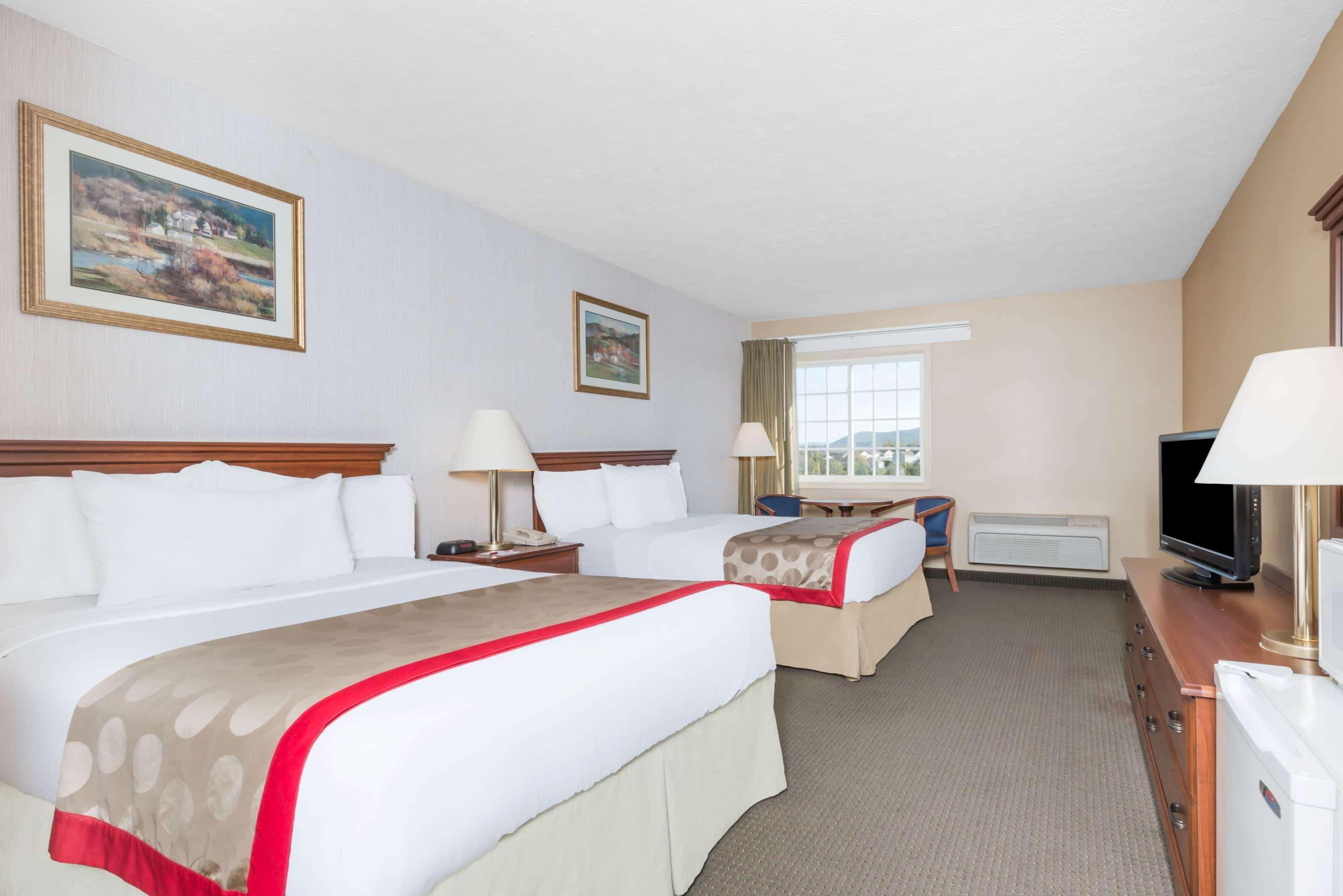 Ramada By Wyndham Strasburg - Shenandoah Valley Zewnętrze zdjęcie